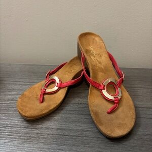 Vionic Red Strapy Wedge Sandal Size 6.5 NWOT